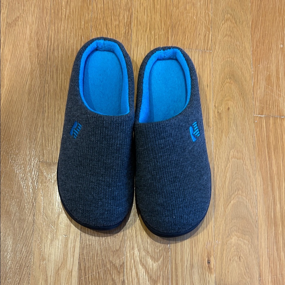 Cozy Slippers in Blue and Gray